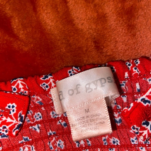 Red Top 🍒 - Picture 3 of 3